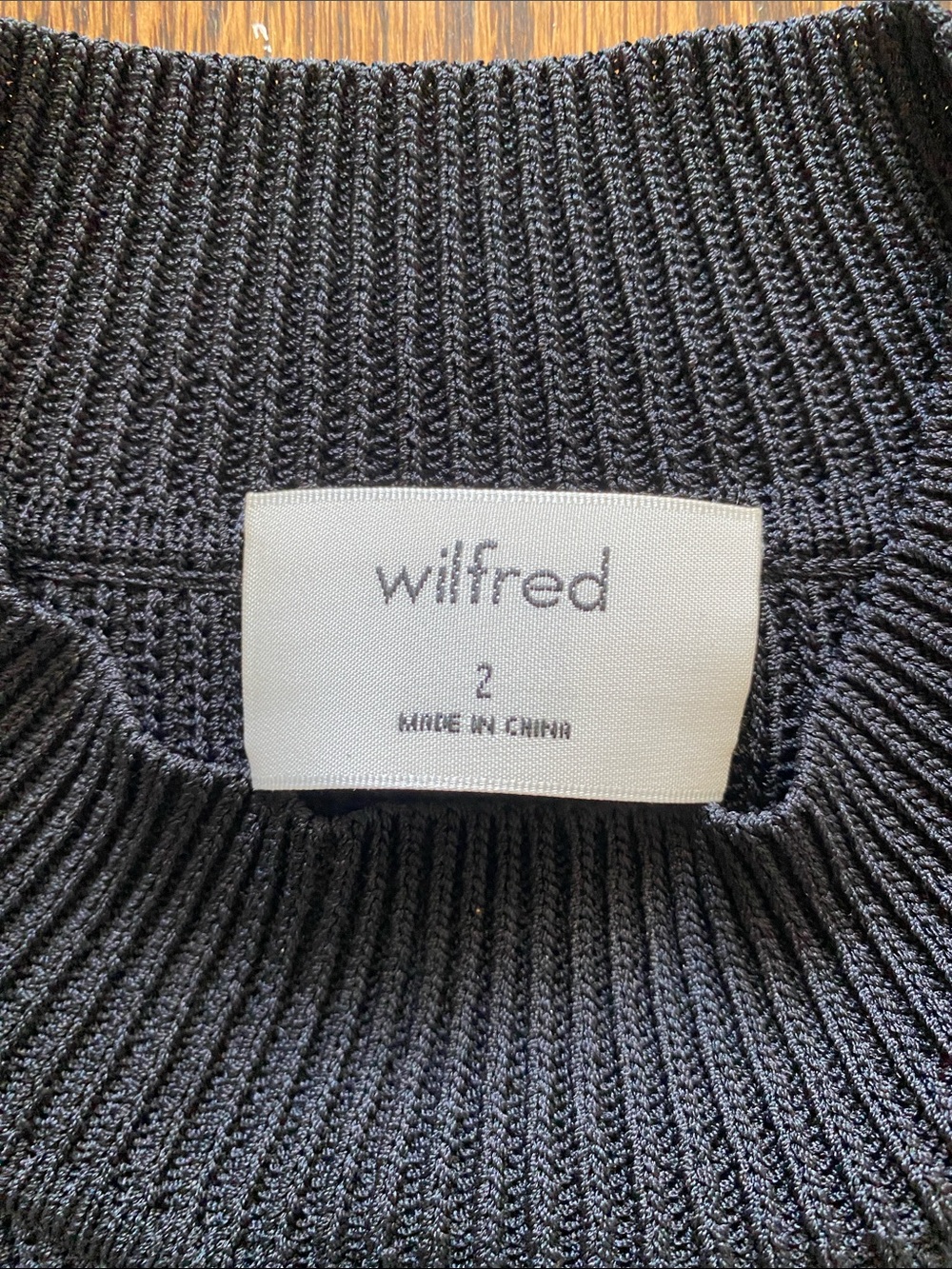 Wilfred Black Ribbed Cropped Crew Sweater - Picture 2 of 2